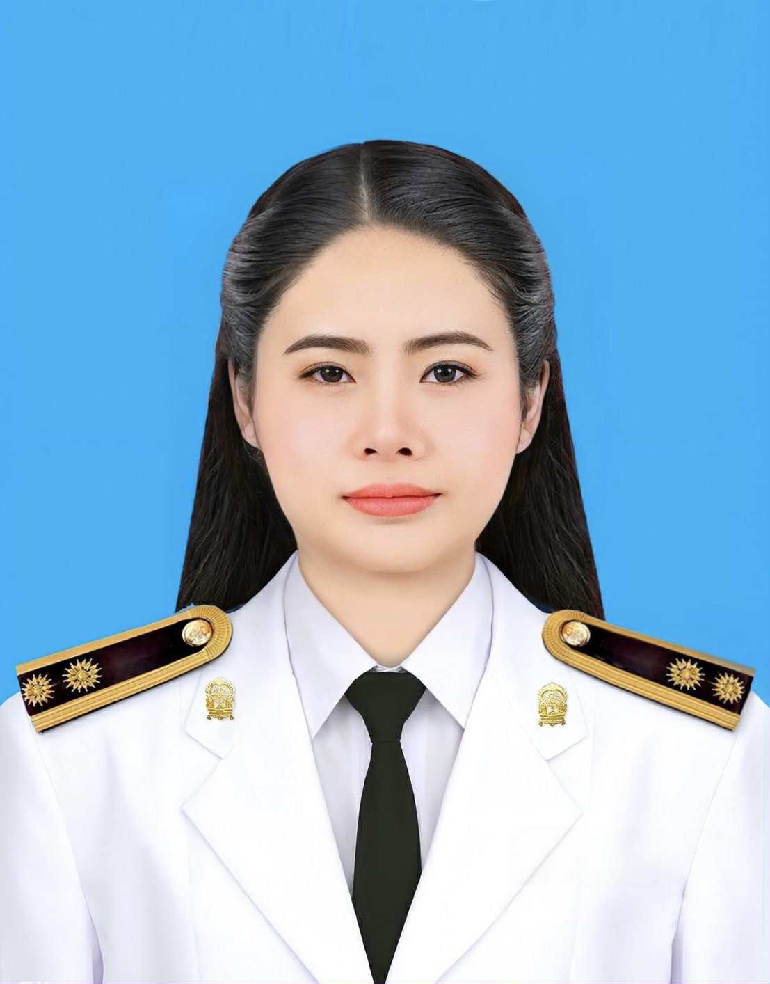 นางสาวสรชา วงศ์คำ